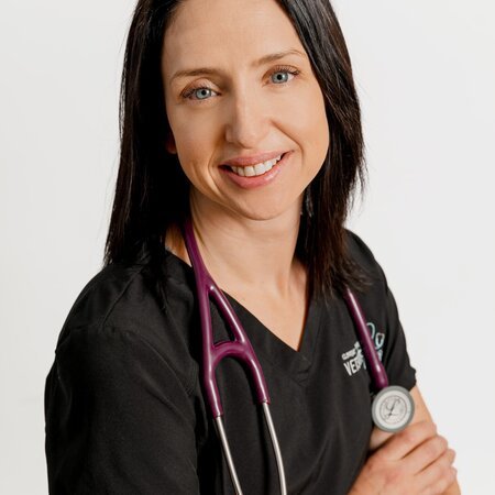 Dr Anne Marie VEILLEUX